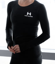 Load image into Gallery viewer, Women's Swiftly Tech Long Sleeve 2.0 *Black or Blue*